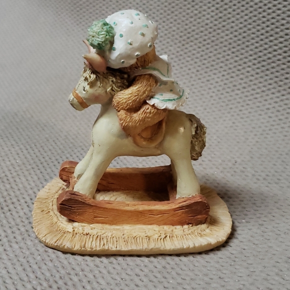 Cherished Teddies, Beth - Picture 2 of 6